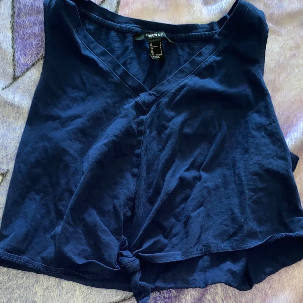 Forever 21 Dark Blue Tie-Front Tank Top - Picture 1 of 4